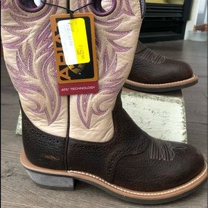 ARIAT ATS Technology brand new boots
